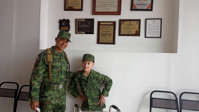 Frontera: Es “Chuyito” el Soldado por un Día