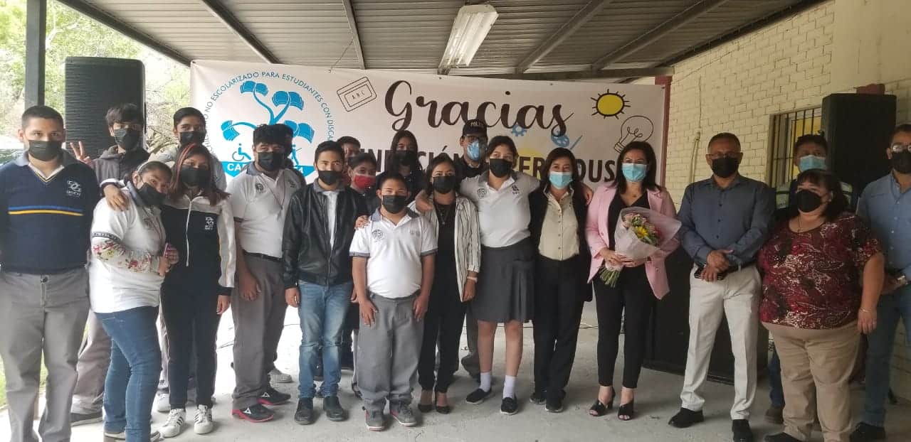 Acudieron alumnos y docentes.
