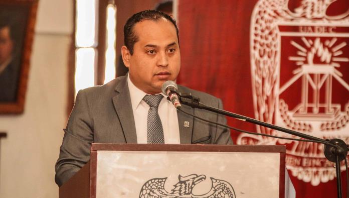 Exhiben pleito del Director del Ateneo en partido de Tigres