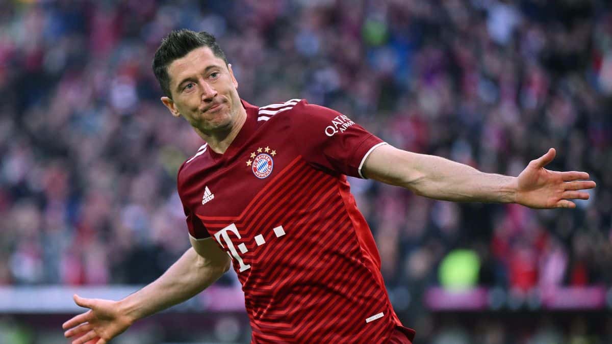 Lewandowski pide aumento de salario para quedarse en el Bayern