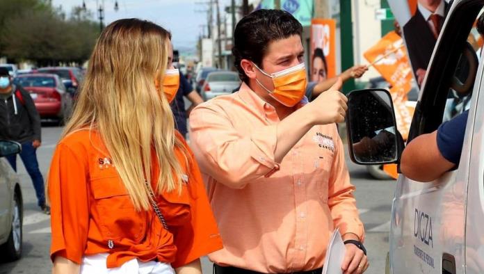 INE multa a Samuel García por 448 mil pesos por recibir dinero de su familia