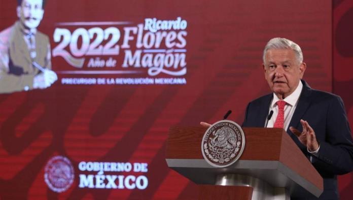 Propone AMLO desaparecer INE y diputados plurinominales
