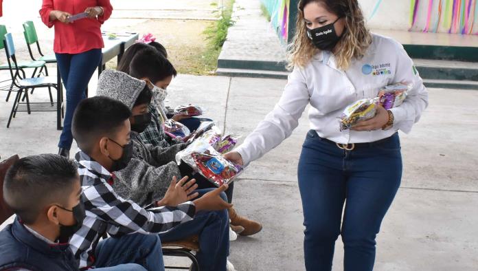 Castaños: Lleva GIK alegría a escuela