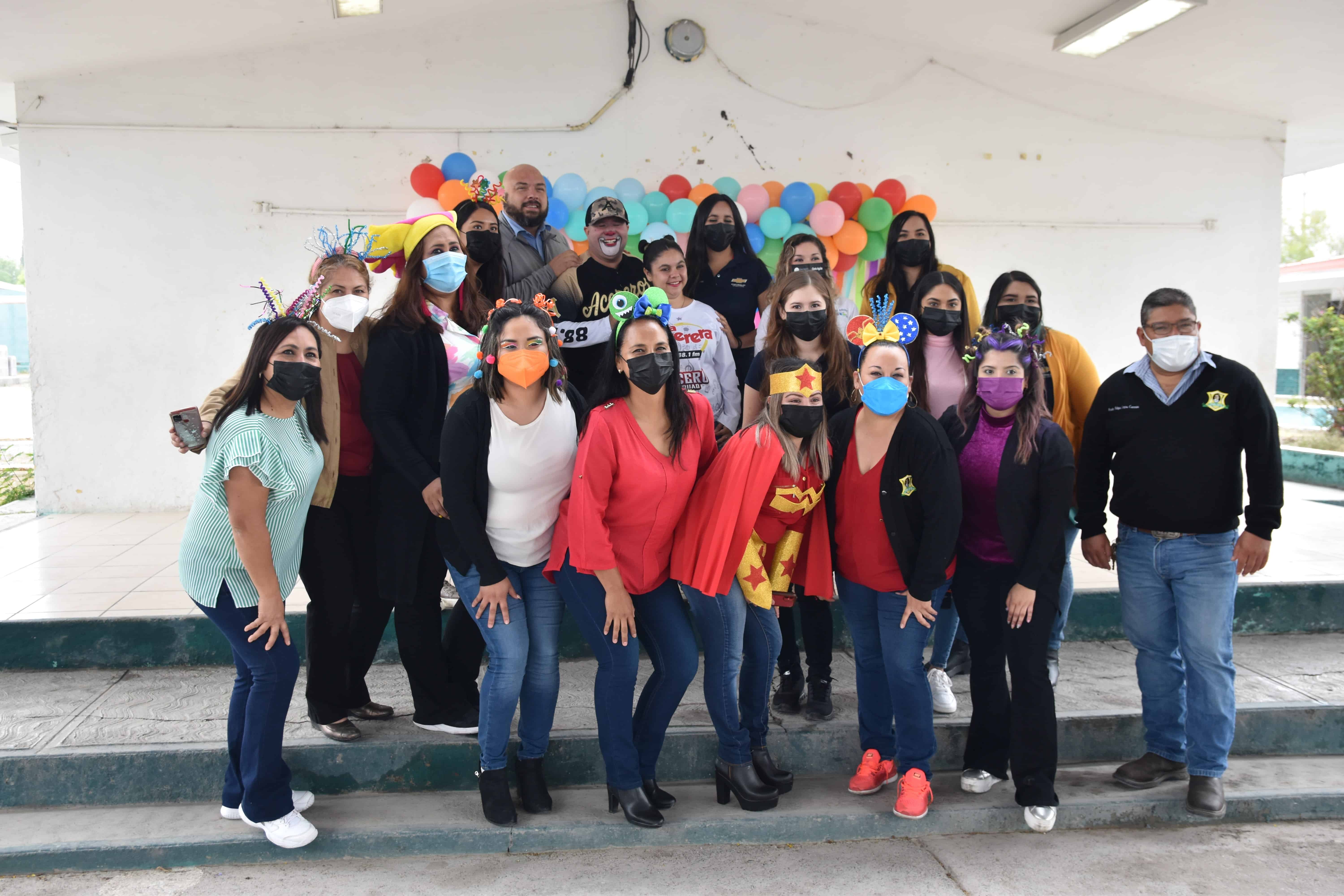 Castaños: Lleva GIK alegría a escuela