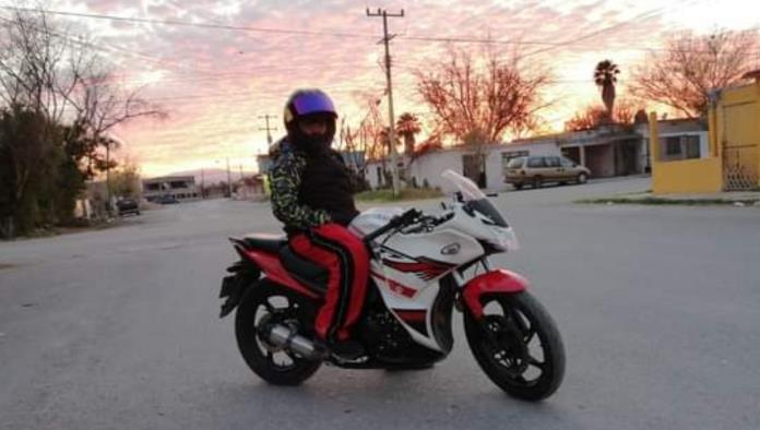 Le dijo que iba a probar la moto y ya no regresó