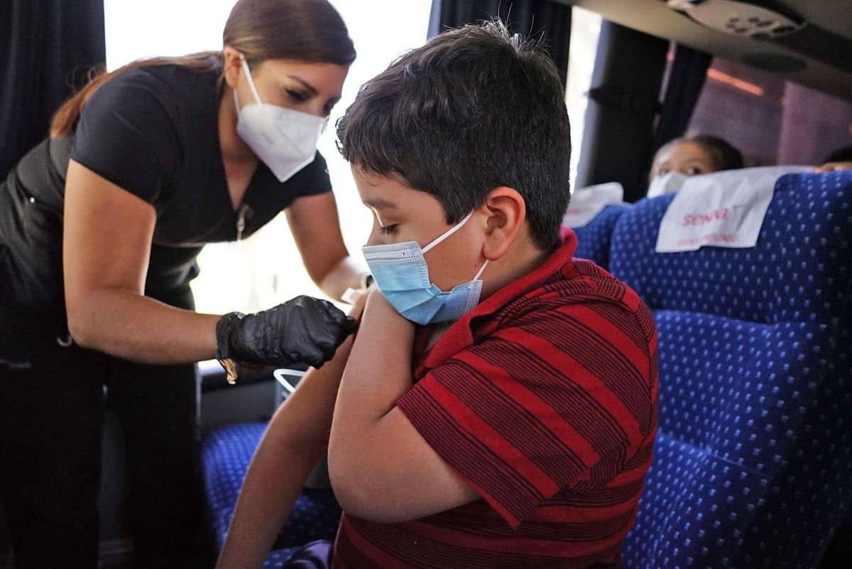 Se está realizando el censo de niños y niñas que están en edad de vacunarse para estar listos cuando llegue la vacunación en el rango de edad de primaria y secundaria.