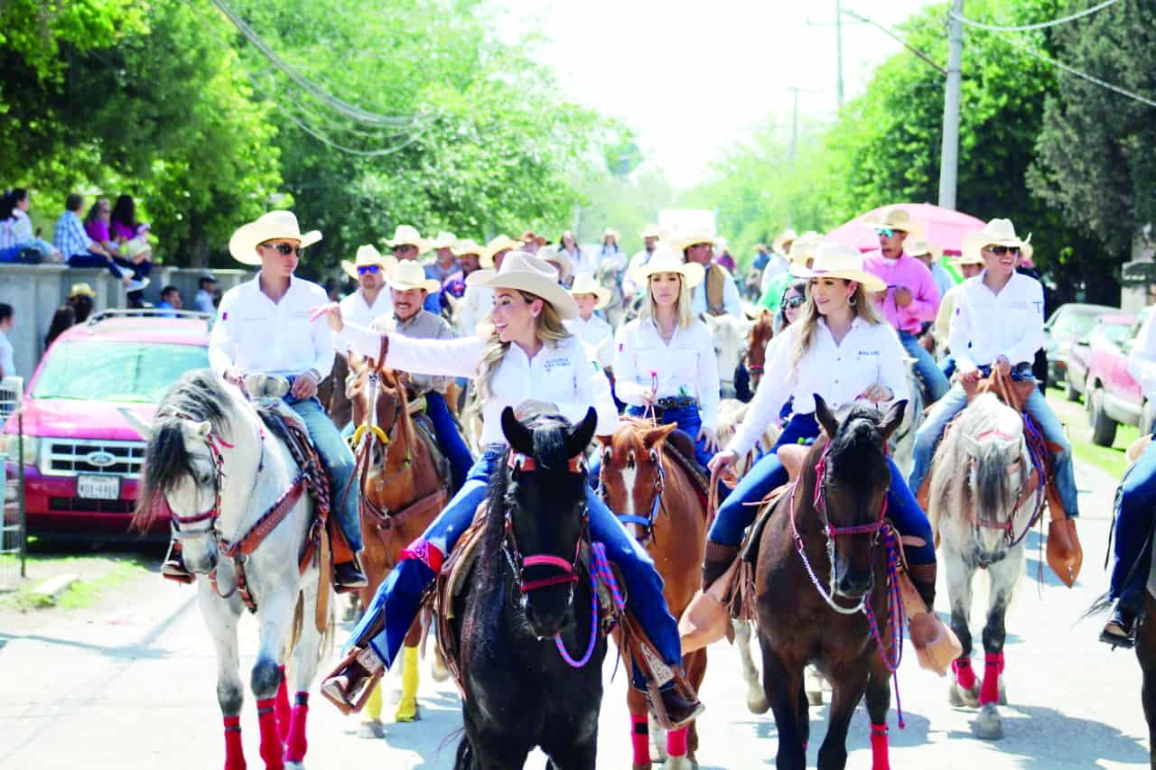 Múzquiz: Cabalgan 15 mil en el Oasis del Norte