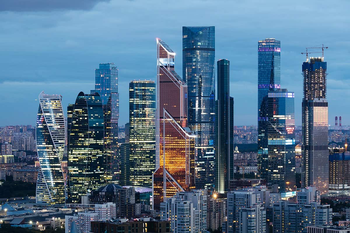 Rusia advierte con incautar bienes extranjeros en suelo ruso