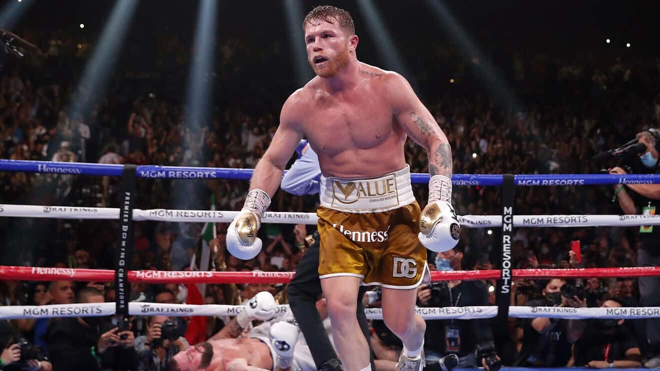De Hearn a De la Hoya: “‘Canelo’ vencería a Mayweather en su mejor momento”