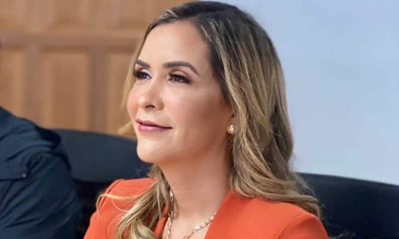 Esposa del Bronco pide a AMLO justicia para su esposo