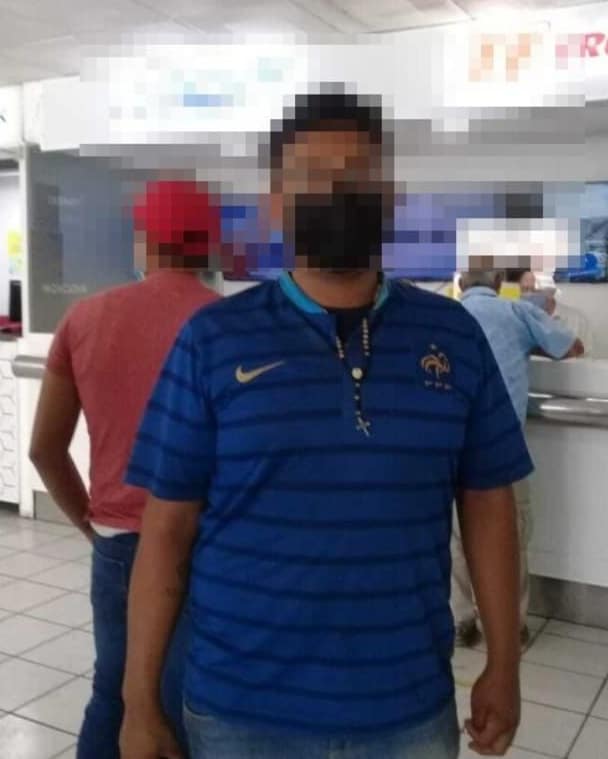 Rescatan a migrante en el desierto de Texas