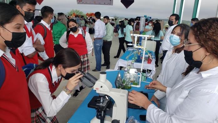 Dan bienvenida a 600 estudiantes en TEC Múzquiz