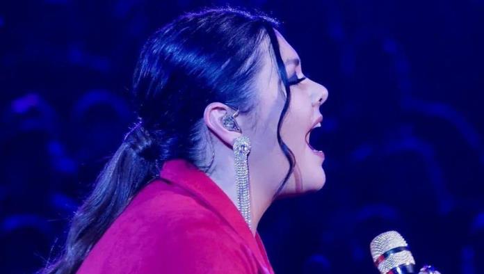Yuridia arremete contra equipo de sonido en Aguascalientes