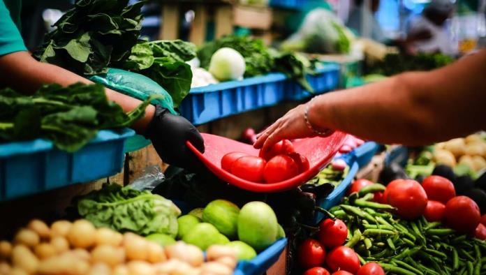 Desajusta inflación economía