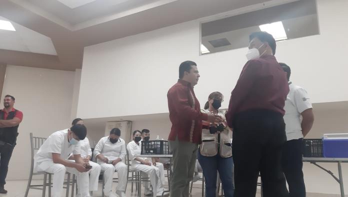 Desairan niños vacunas anticovid