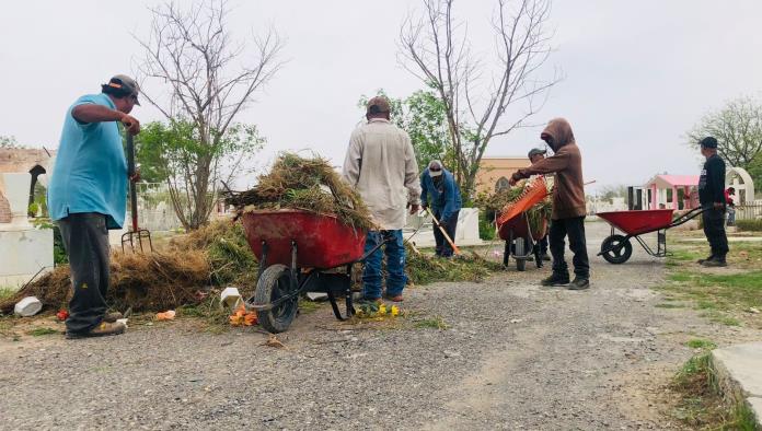 Están listos panteones de Sabinas