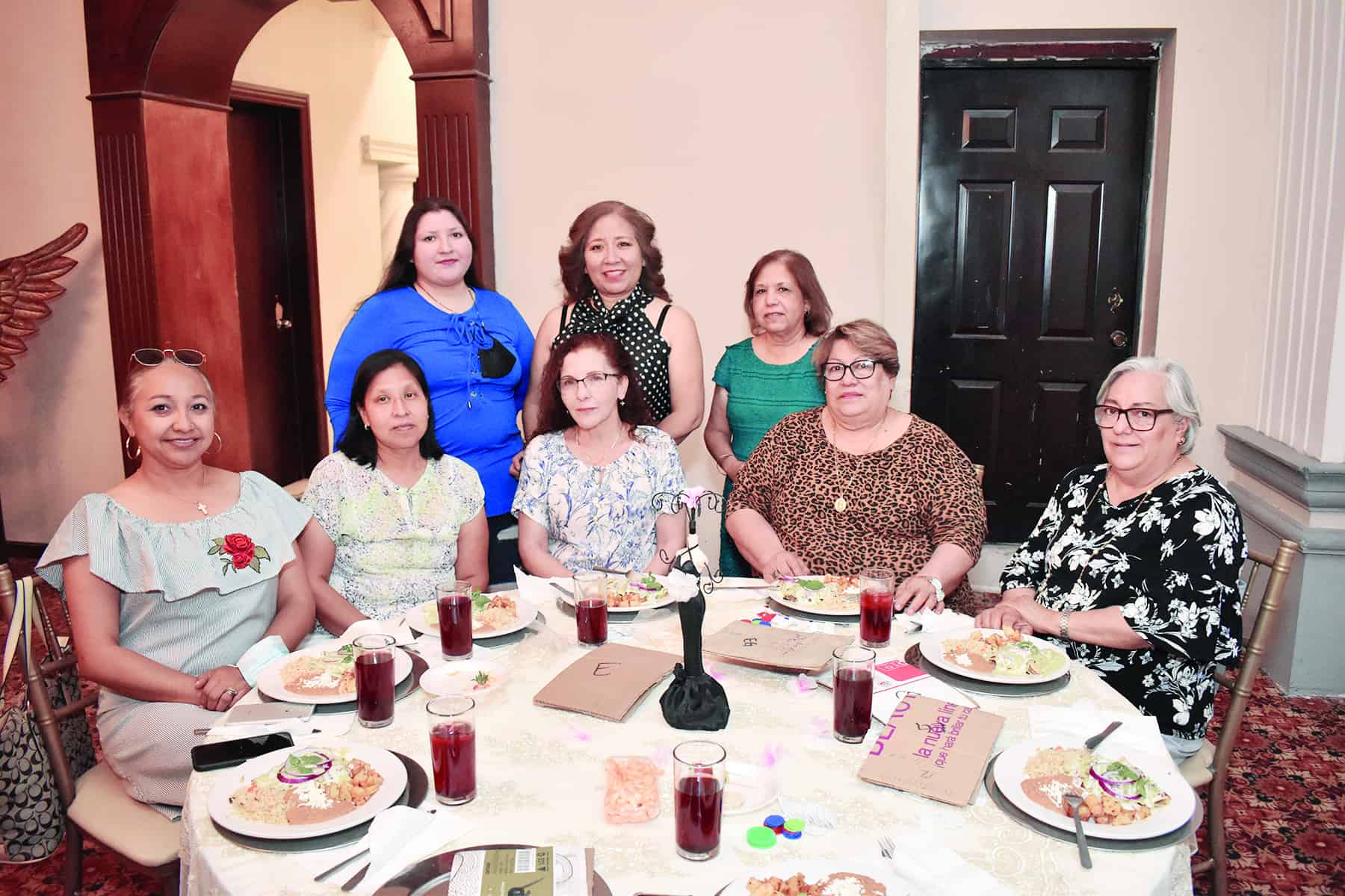 Rosa Idalia celebra su cumpleaños