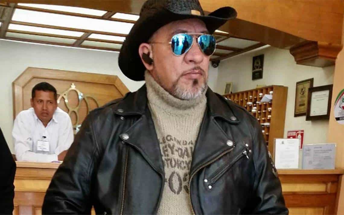 Carlos Trejo ofrece clases de defensa urbana para mujeres