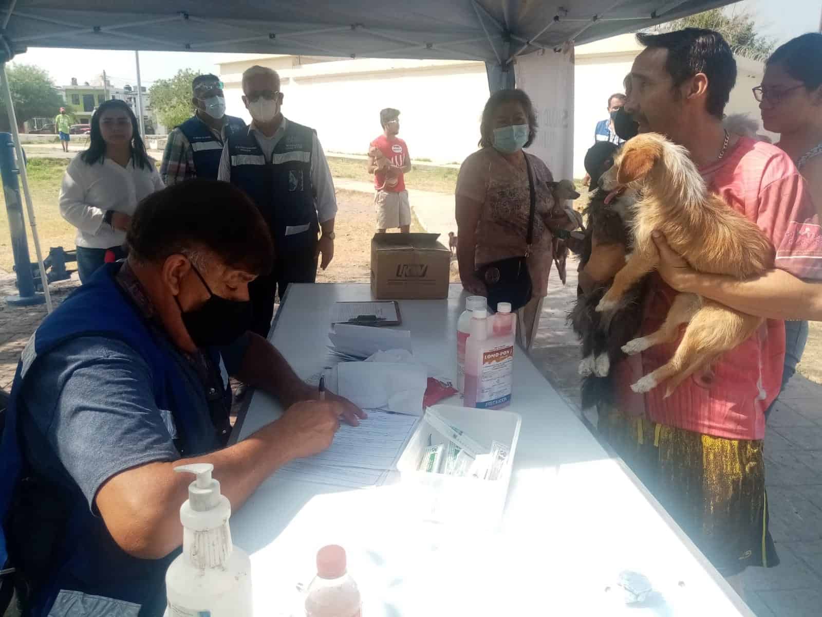 Mucha respuesta para le módulo de atención a mascotas se registró en Praderas con el PAC.