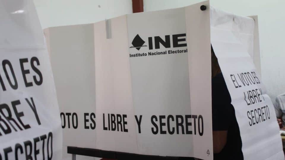 Acelera en seis estados carrera por elecciones