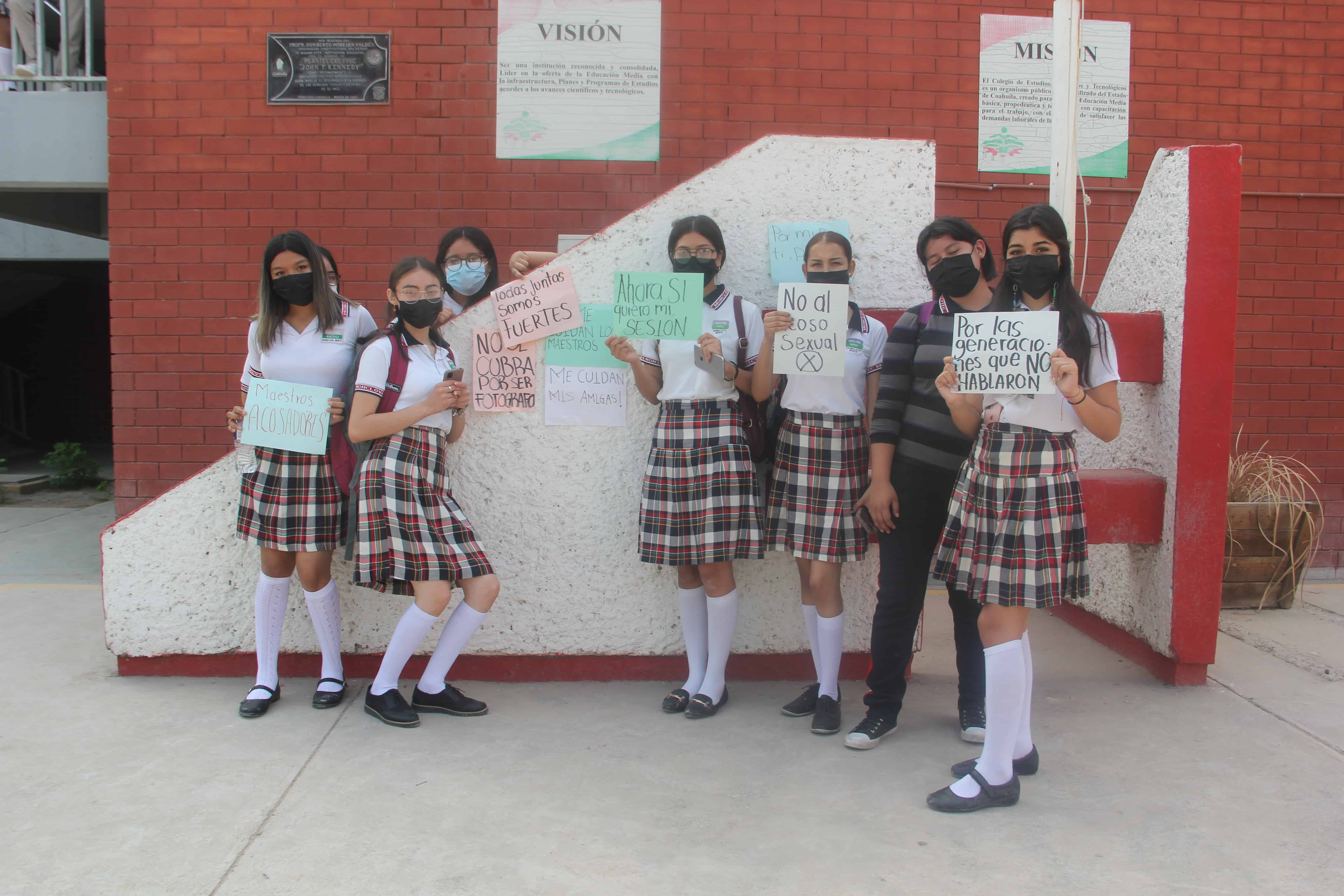 Alrededor de 16 menores de edad firmaron el acta de protocolo denunciando a los docentes.