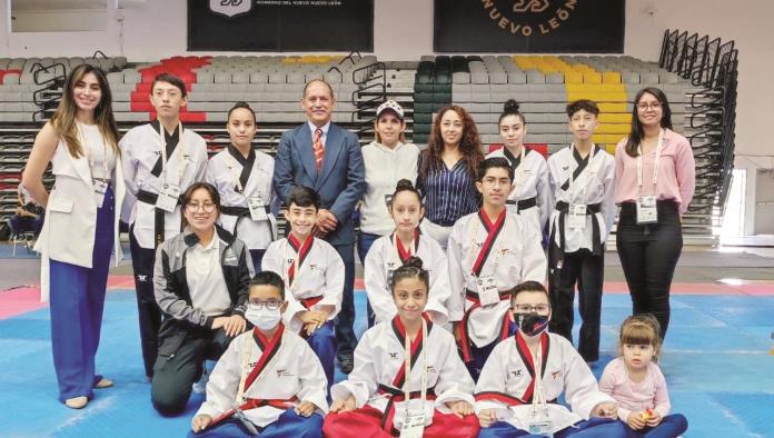 Brillan en Taekwondo