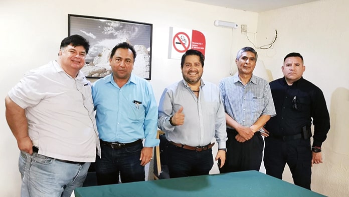 Se reúnen con autoridades de seguridad.
