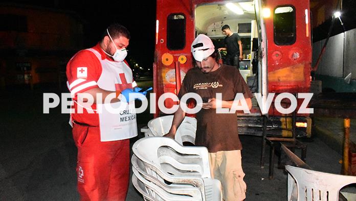 Le abren la frente de una pedrada