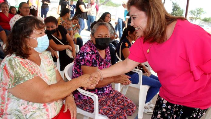 Festeja Diana a las mamás