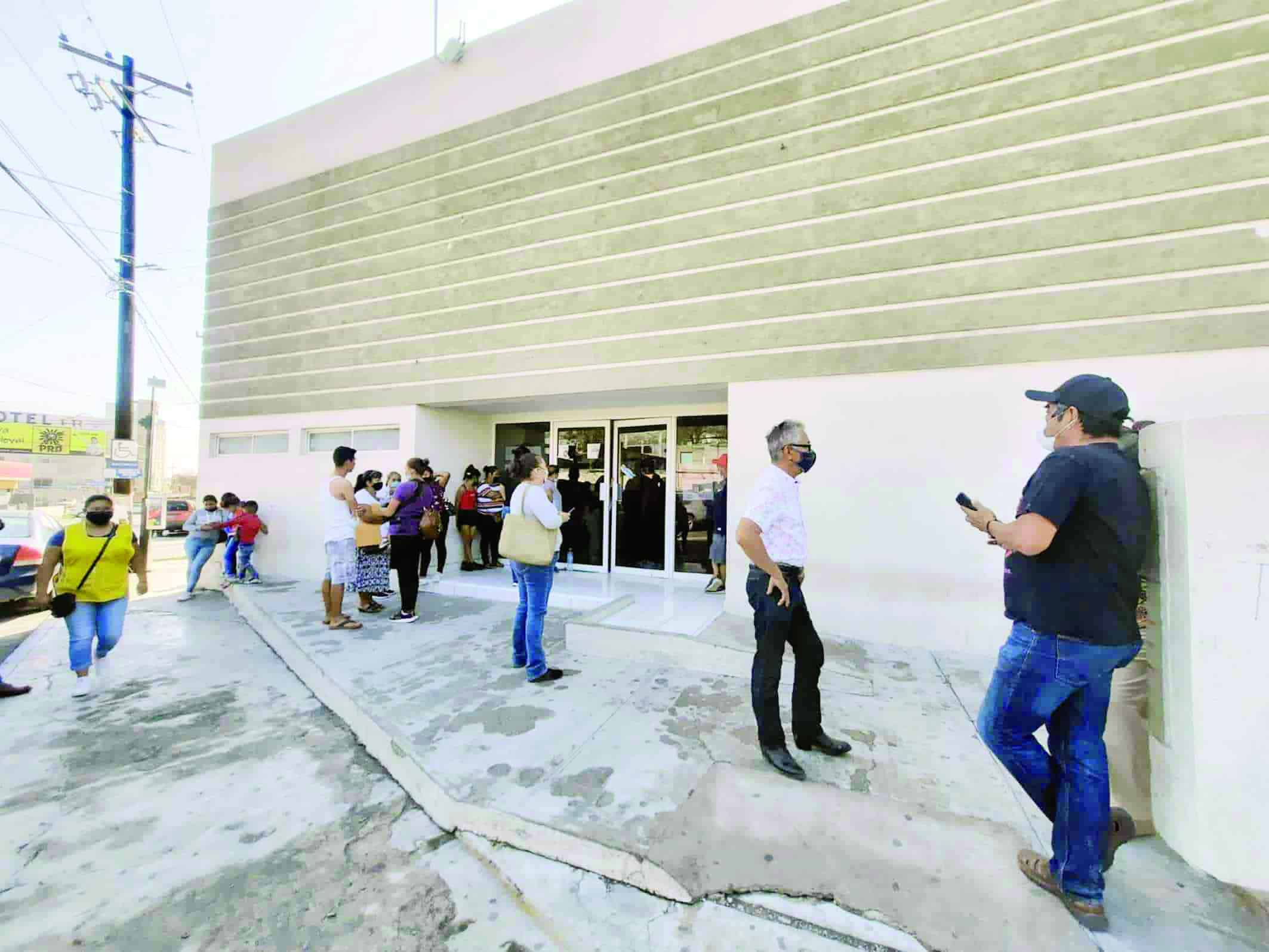 Interponen denuncia ante la Fiscalía General del Estado en contra de Mario “N”.