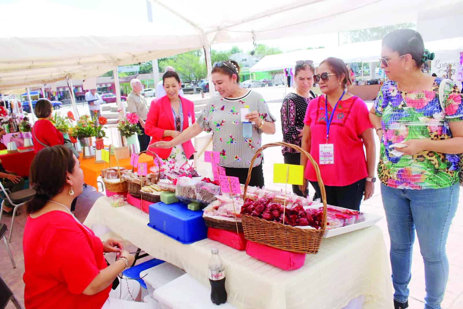 Respalda Diana a emprendedores