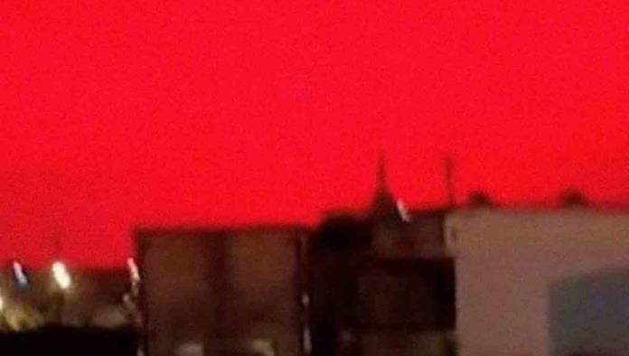 Cielo rojo causa pánico en China