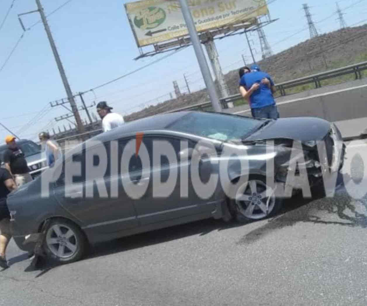 Aparatoso choque en puente de la 4