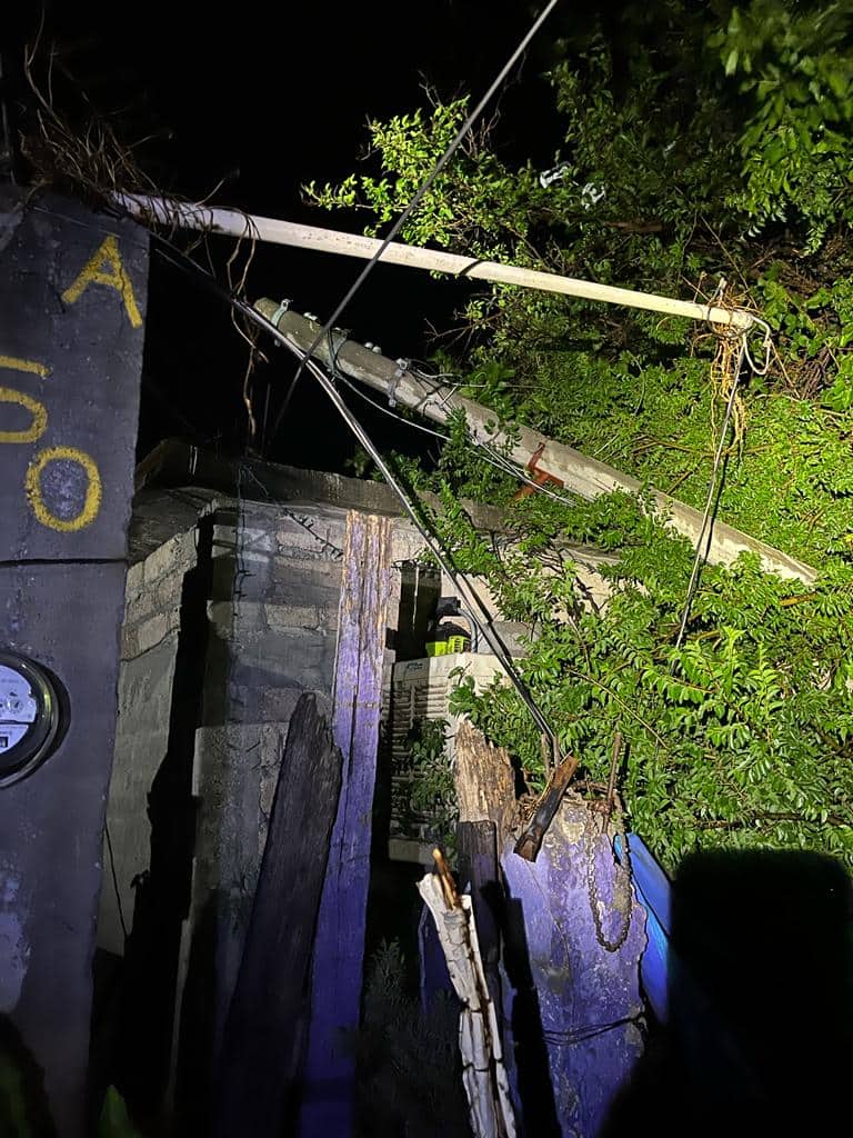 Atiende Protección Civil Sabinas daños que dejó la tormenta