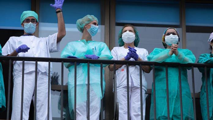 Profesionales de la salud reprueban la llegada de médicos cubanos al país