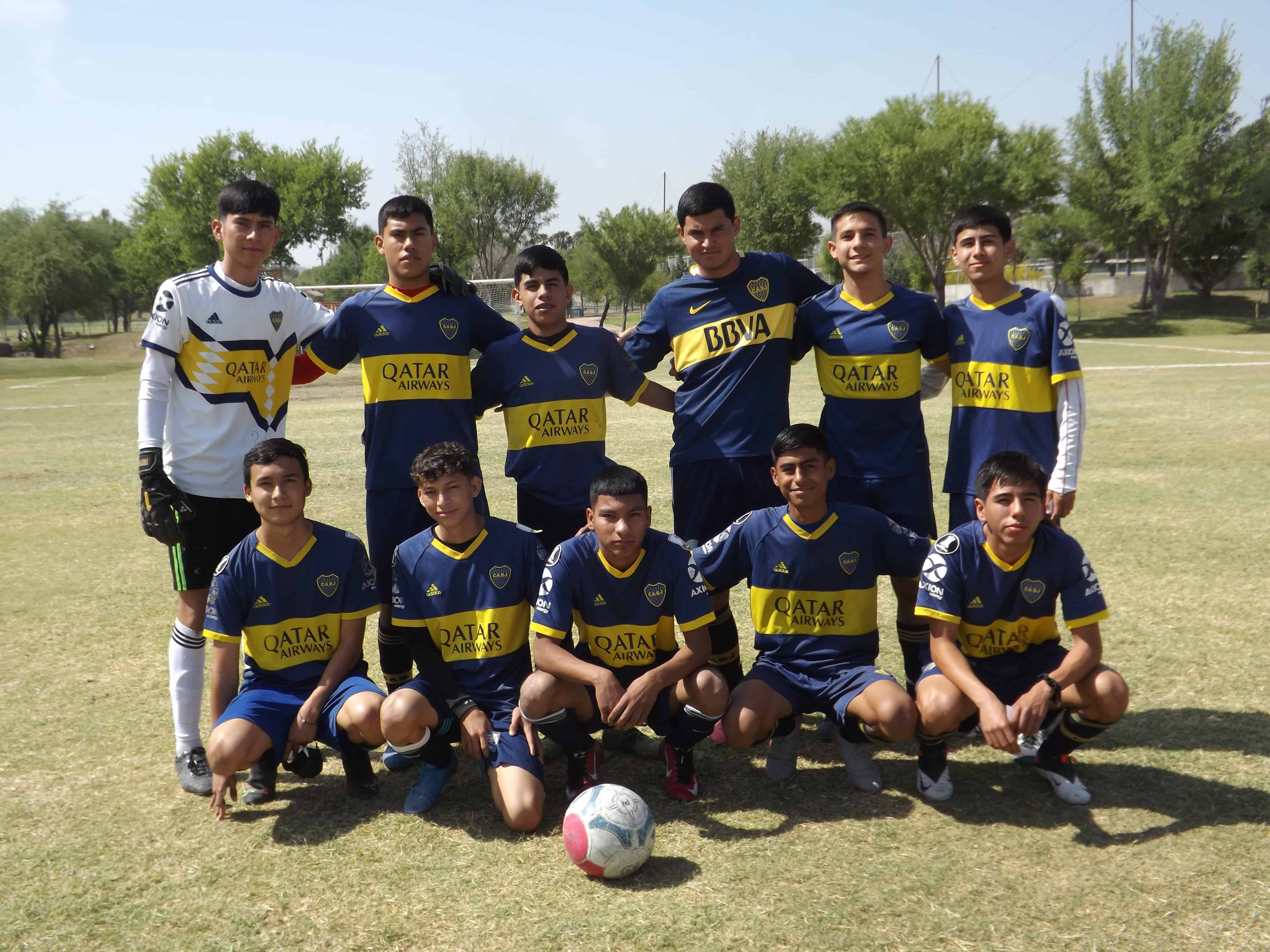 Apaches de Castaños, logra apurada victoria en categoría juvenil.