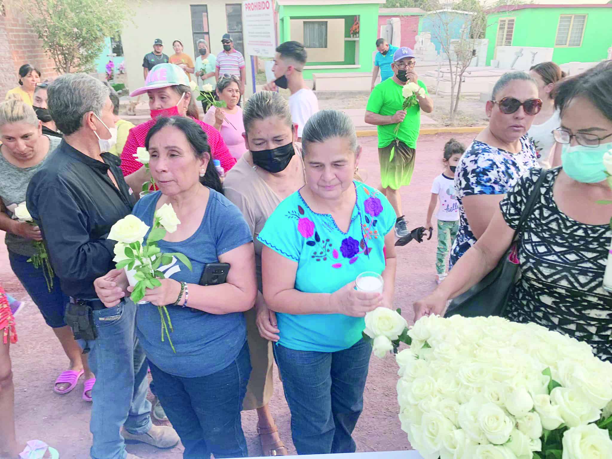 Las asistentes vivieron el momento con gran intensidad y emoción, dijeron que esperarán el próximo año para regresar.