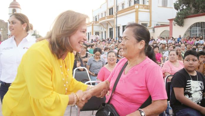Sabinas: Reconoce Diana labor de mamás
