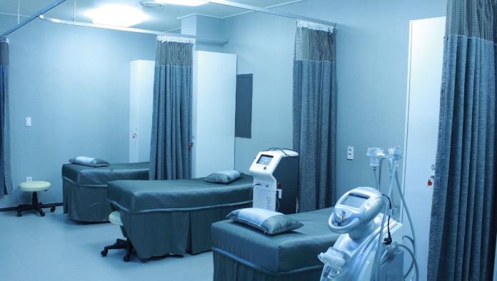Incumplen hospitales con normas