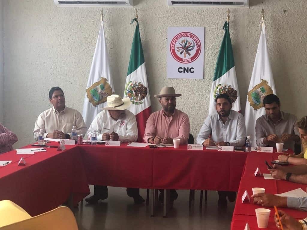 Buscan garantizar el derecho constitucional de contar con agua potable en las comunidades del desierto coahuilense.