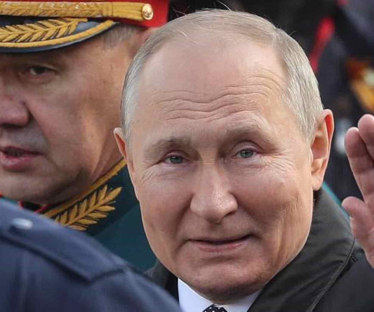 Magnate ruso afirma que Putin sufre de leucemia