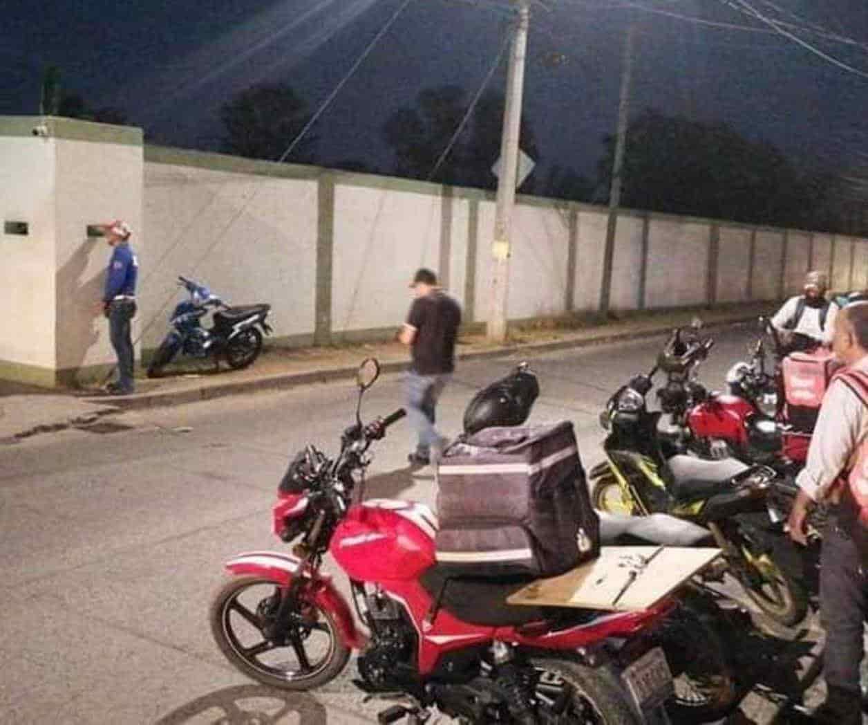 Soldados piden 45 pollos en app de comida pero ya no salieron para pagarles