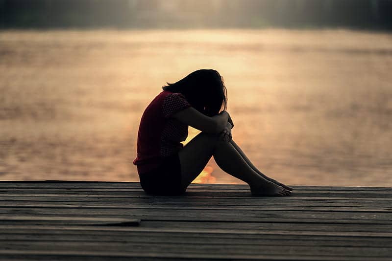 Tres niños de 10, 12, y 13 años violan a una pequeñita