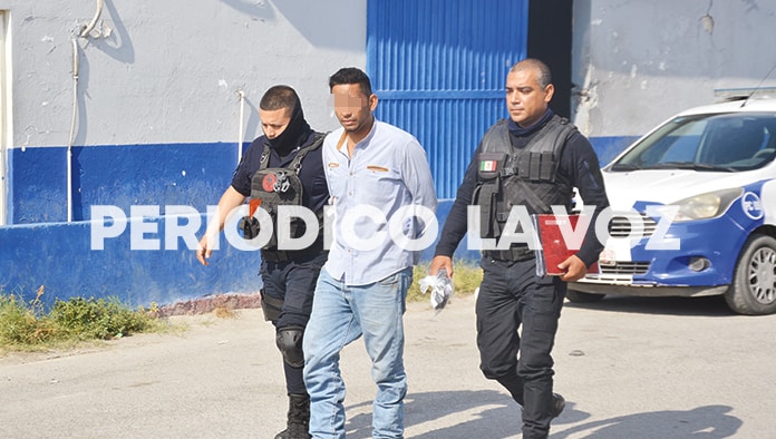 El supuesto asaltante fue consignado ante el Ministerio Público por andar armado con un cuchillo.