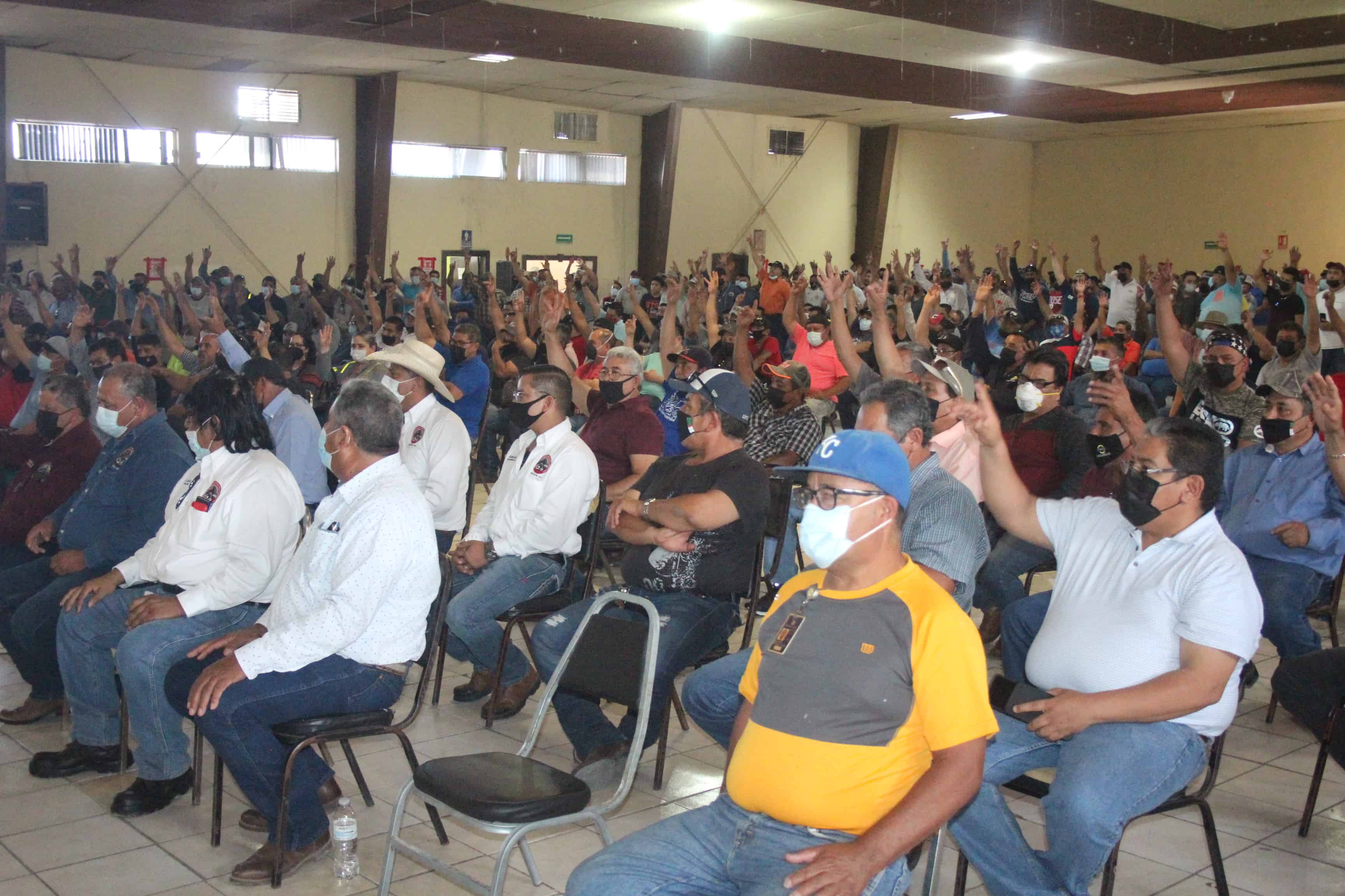 El día de hoy se llevará a cabo asamblea informativa y se pagará prohuelga a los obreros.