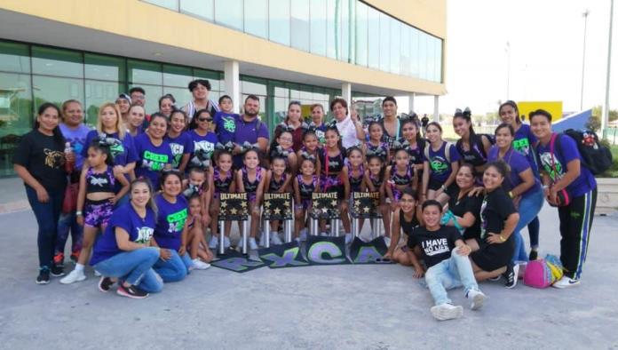 Porristas Revolution RXCA participan en primera competencia 2022