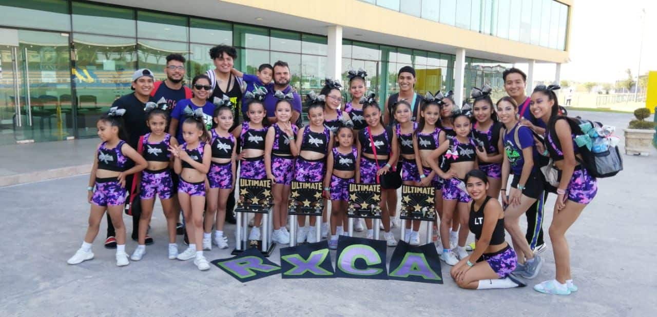 Porristas Revolution RXCA participan en primera competencia 2022
