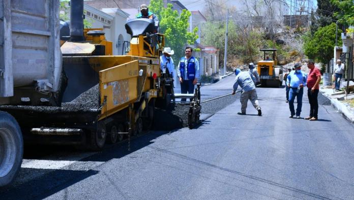 Supervisan obra en “la Progreso”