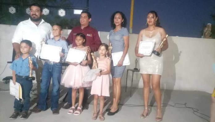 Deportistas galardonados en Premio “Orgullo Ejidal”
