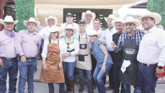 Une Beto lazos con Municipios